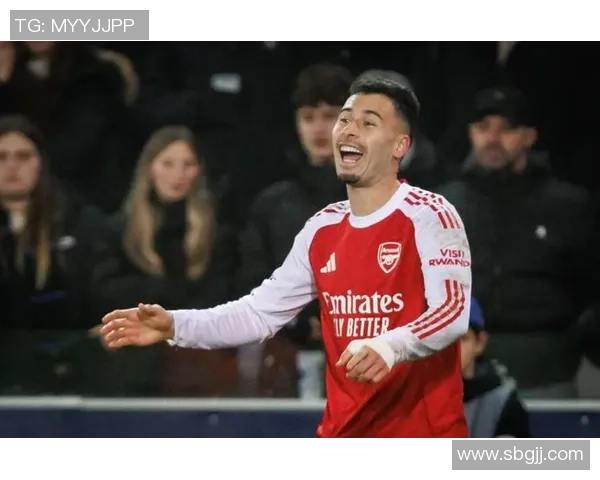 马丁内利的崛起之路：从青训小将到足坛新星的传奇故事